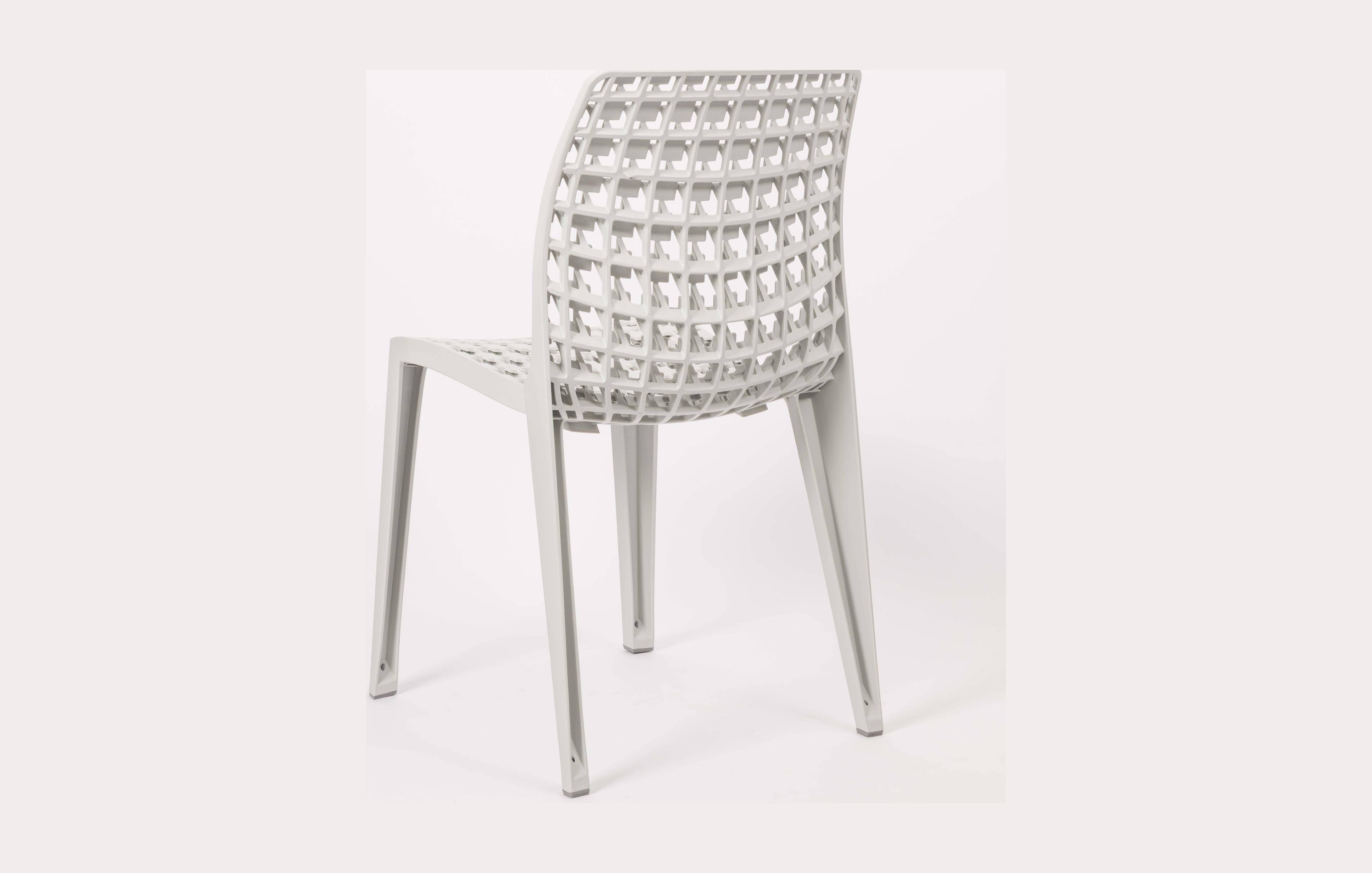 Kwart Chair