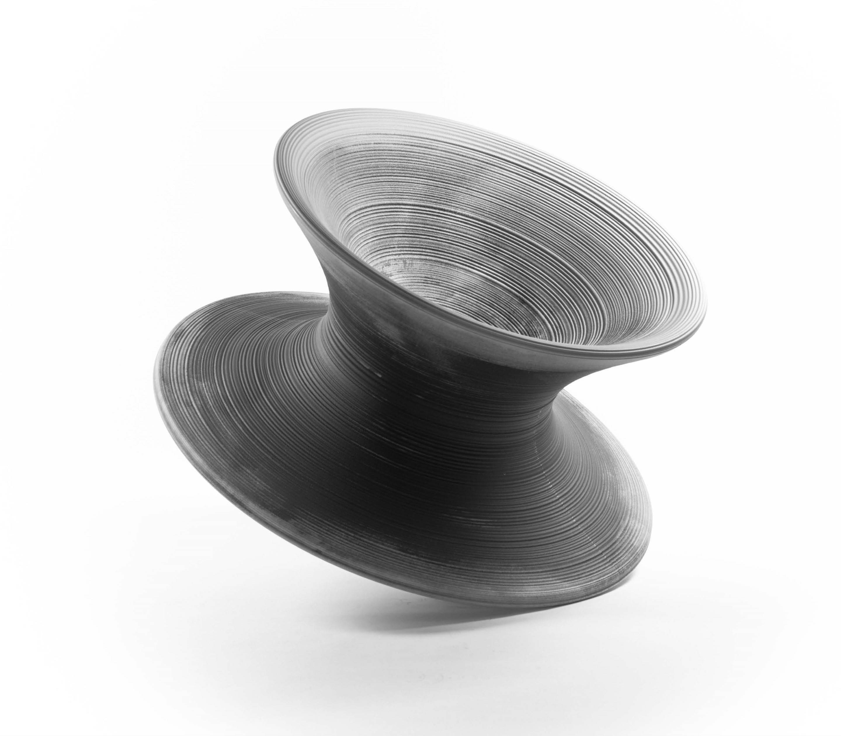 Spun Chair Bi-Color - Anniversary Edition