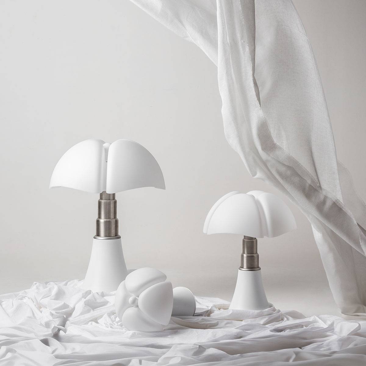 Nieuw: Mini Pipistrello White Matt