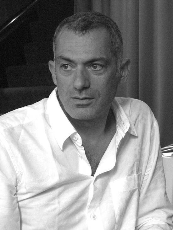 Arik Levy