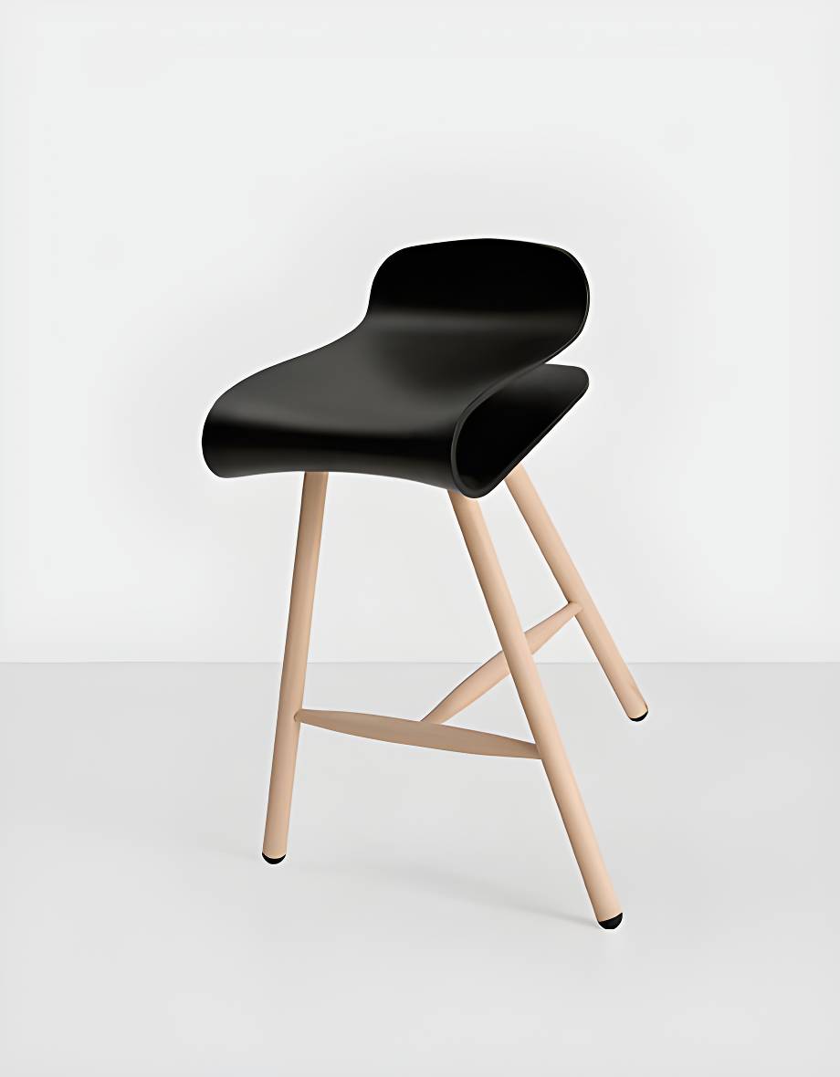 BCN - Stool on wooden base