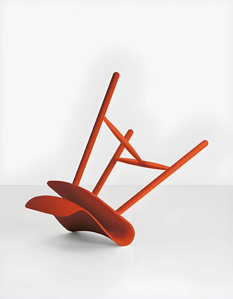 BCN - Stool on wooden base