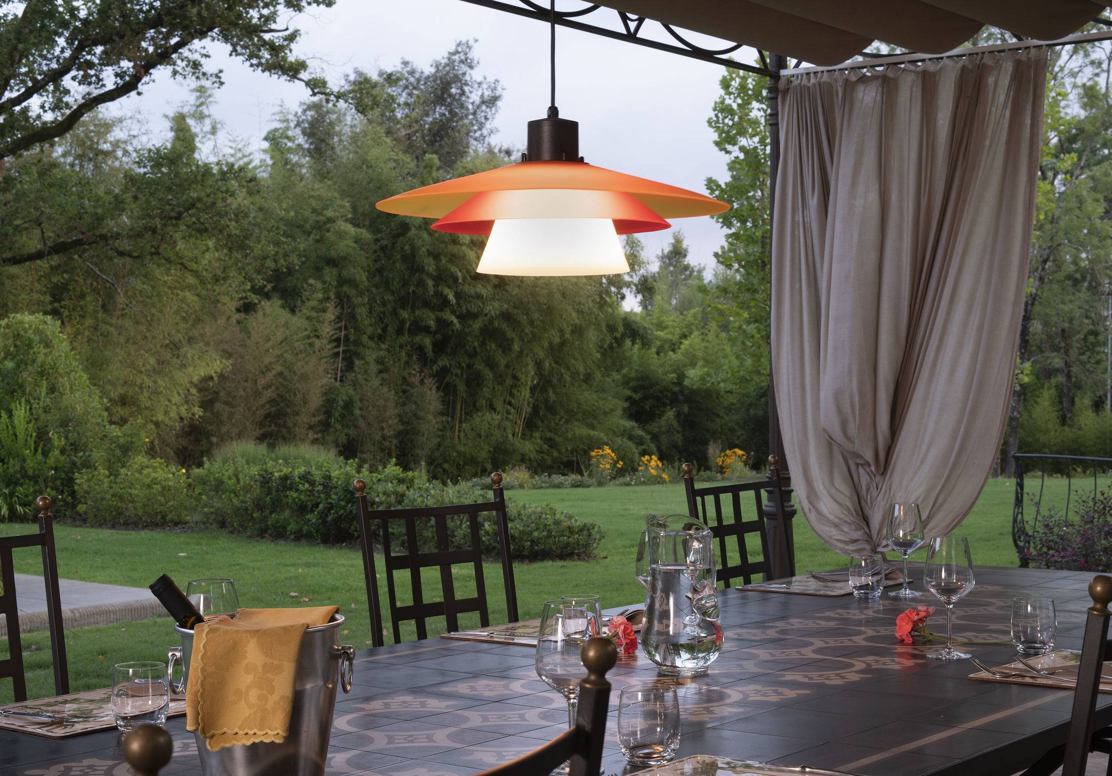 Lady Galala (outdoor)