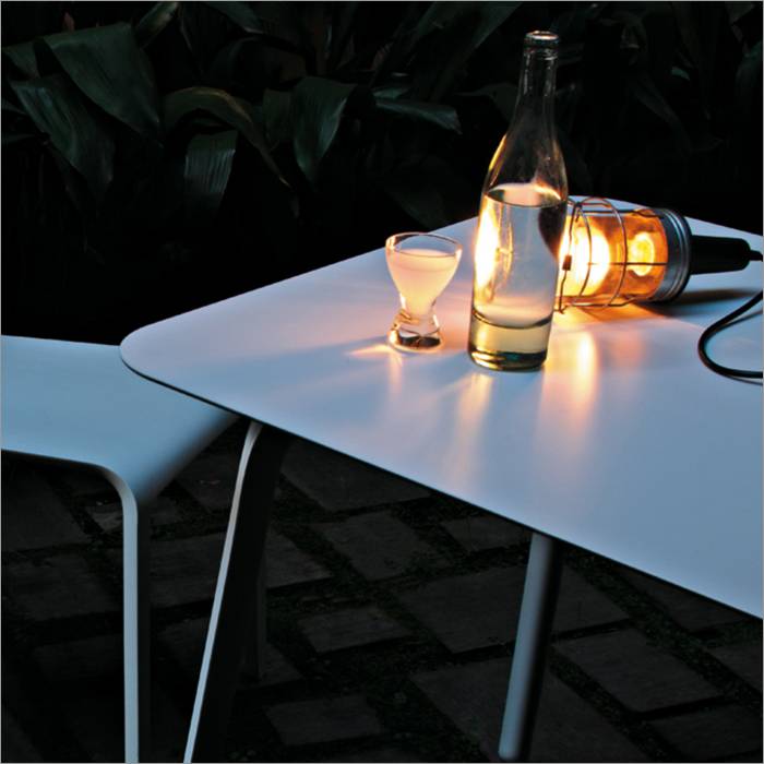 First Table HPL - Outdoor