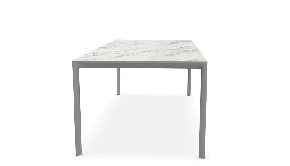 Maki Dekton®