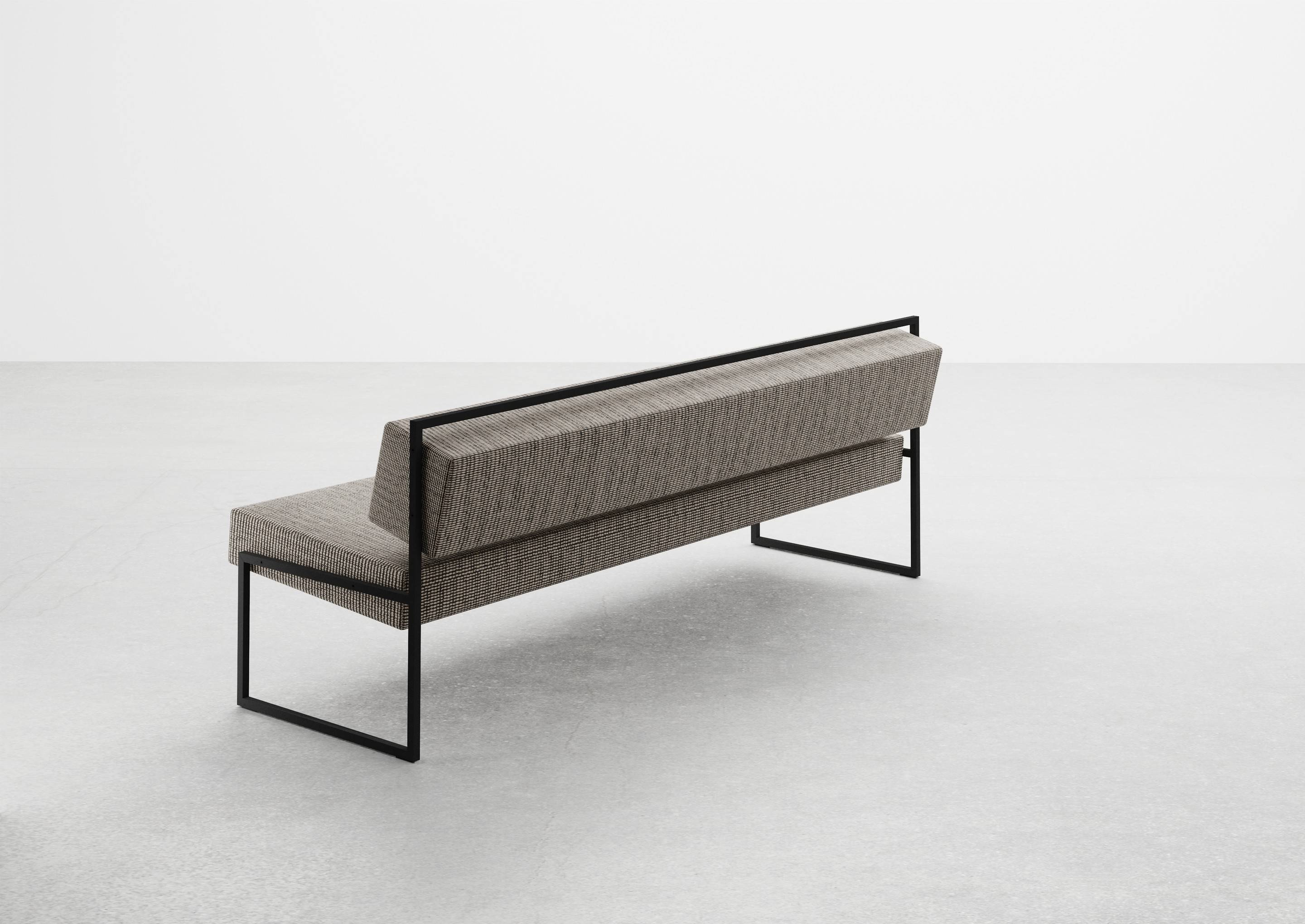 ANGLE Sofa 3