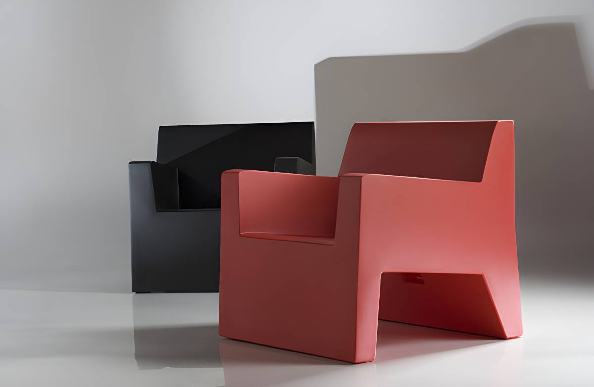JUT Lounge Chair