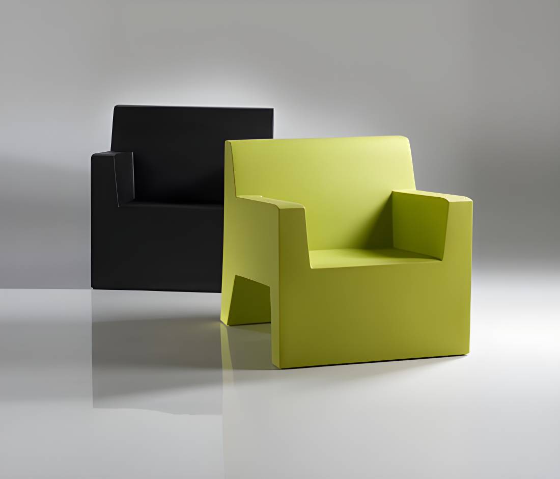 JUT Lounge Chair