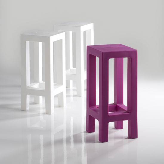 JUT Bar Stool